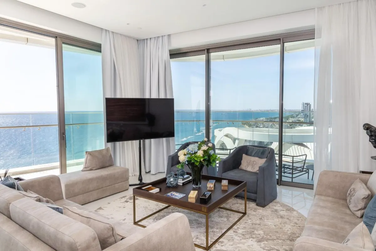 Apartment for Sale in Limassol, Cyprus - foto 12