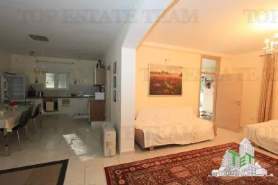 Villa for Sale in Kotor, Montenegro - foto 19