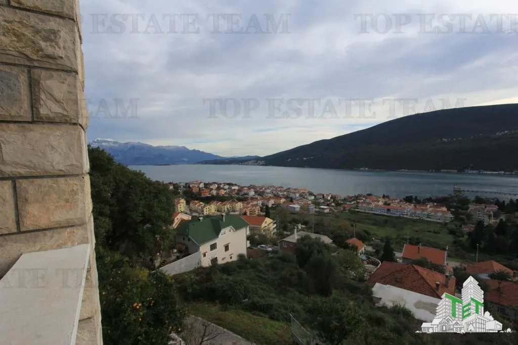 Villa for Sale in Herceg-Novi, Montenegro - foto 12