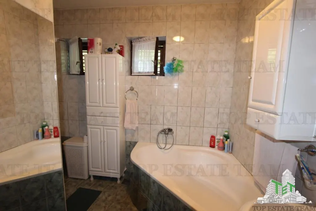 Villa for Sale in Herceg-Novi, Montenegro - foto 4