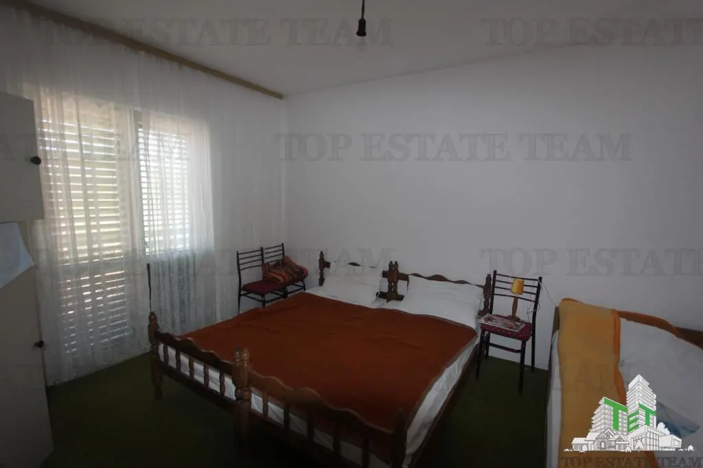 Casa de vanzare in Tivat Muntenegru - foto 4