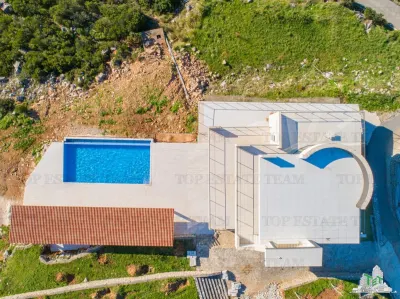 Villa for Sale in Budva, Montenegro - foto 3