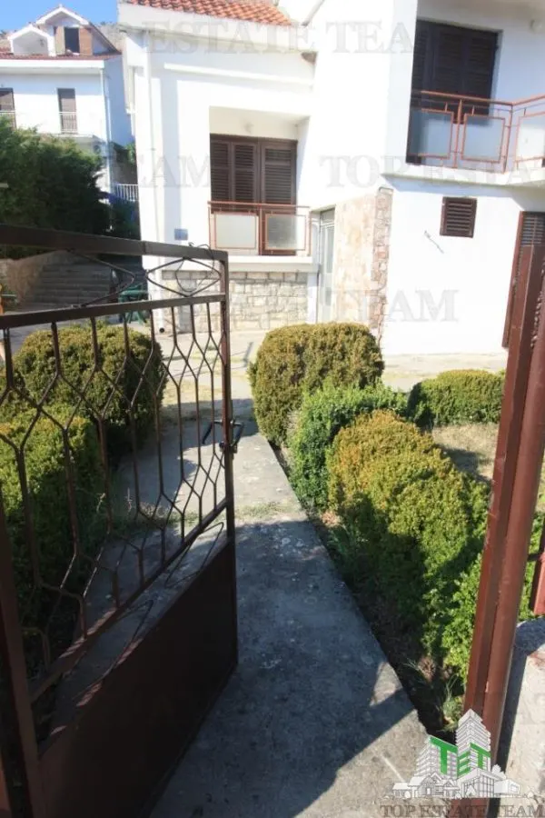 Villa for Sale in Budva, Montenegro - foto 3