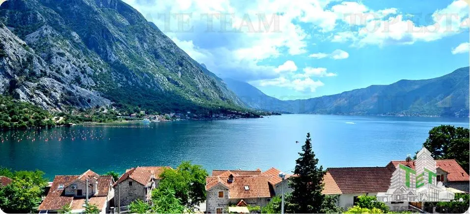 Hotel de vanzare in Kotor Muntenegru - foto 1