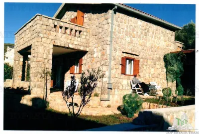 Villa for Sale in Herceg-Novi, Montenegro - foto 2
