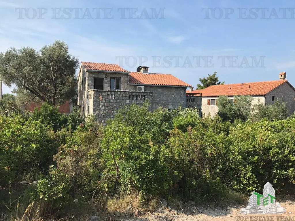Villa for Sale in Herceg-Novi, Montenegro - foto 8