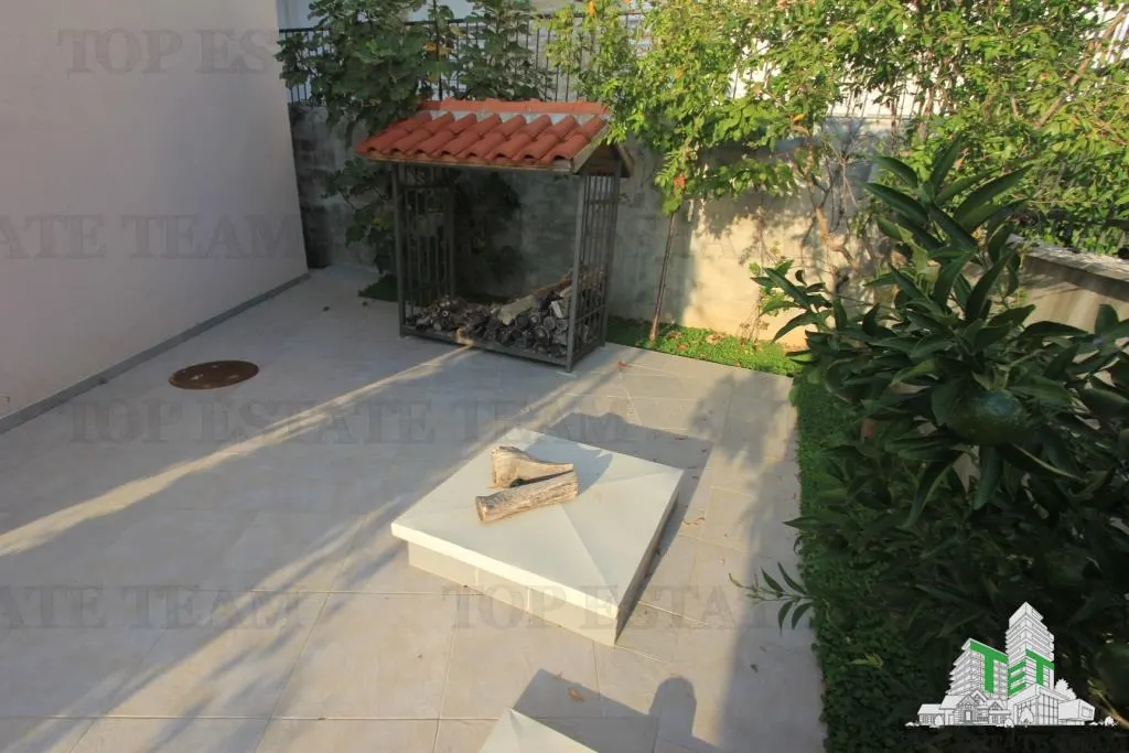 Villa for Sale in Budva, Montenegro - foto 2
