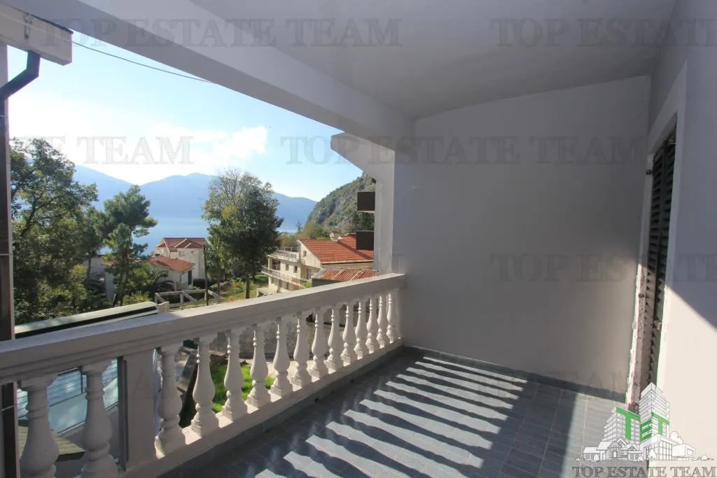 Villa for Sale in Kotor, Montenegro - foto 7
