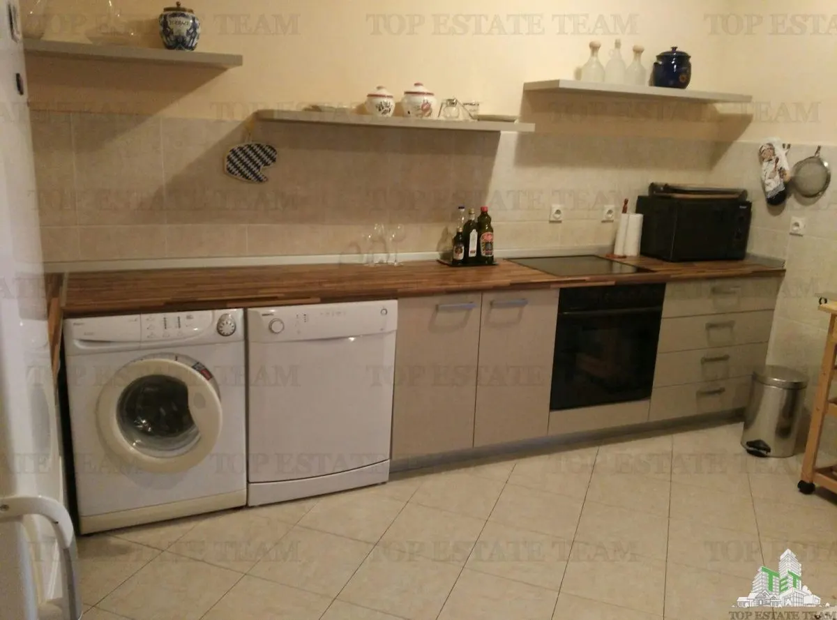 Apartment for Sale in Tivat, Montenegro - foto 7