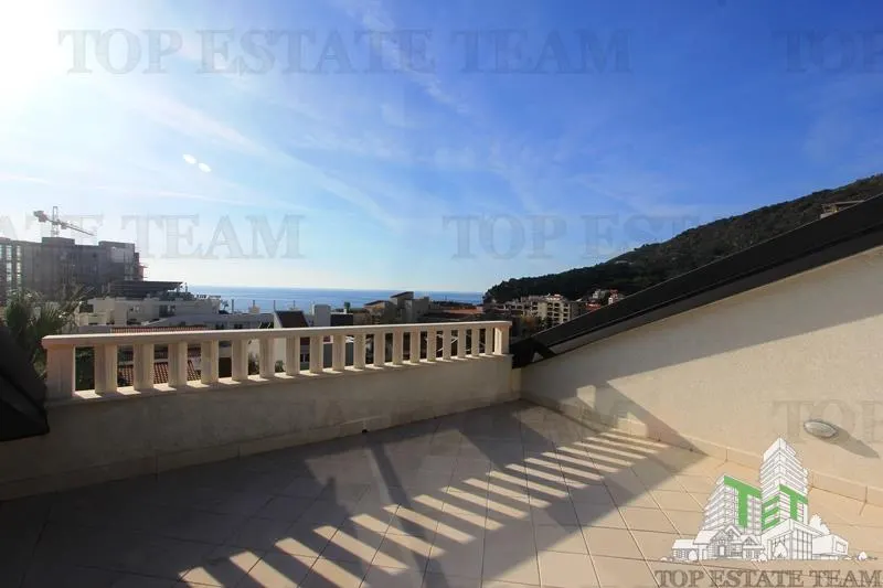 Villa for Sale in Budva, Montenegro - foto 16