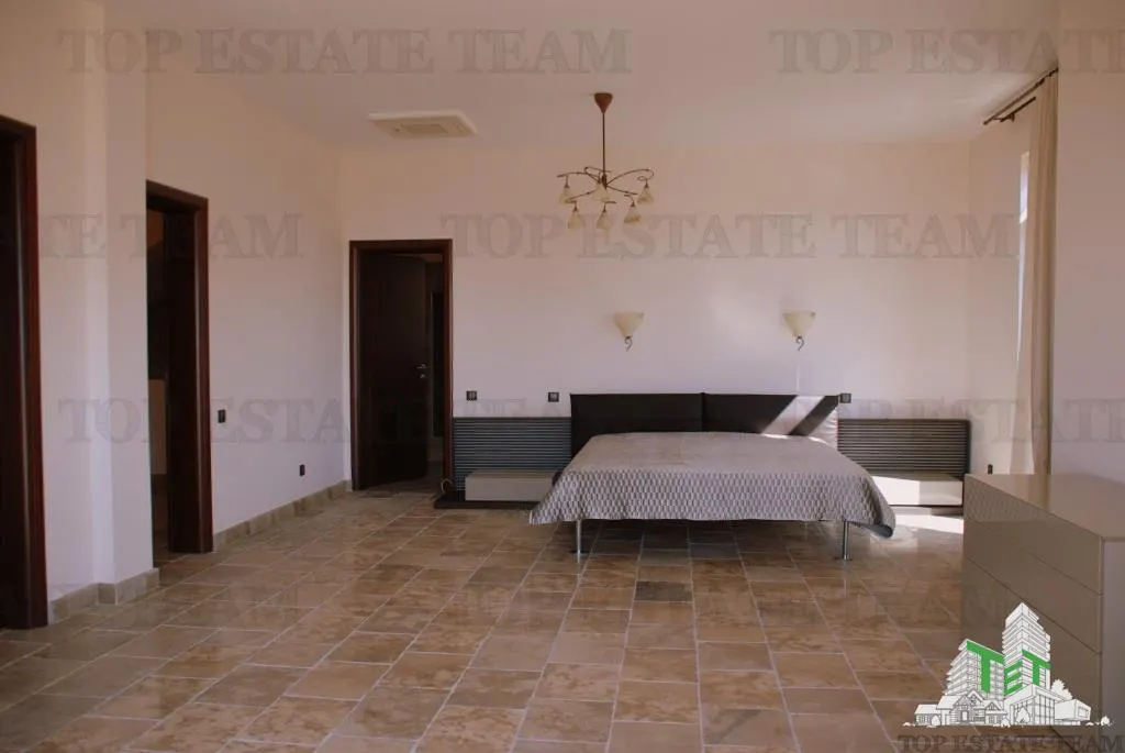 Villa for Sale in Budva, Montenegro - foto 5