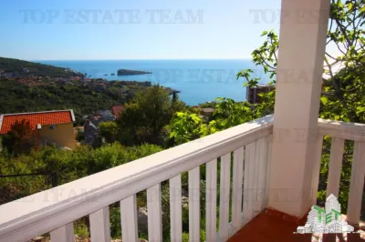 Villa for Sale in Bar, Montenegro - foto 4