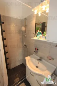Apartment for Sale in Tivat, Montenegro - foto 3
