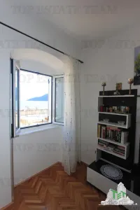 Apartment for Sale in Tivat, Montenegro - foto 8