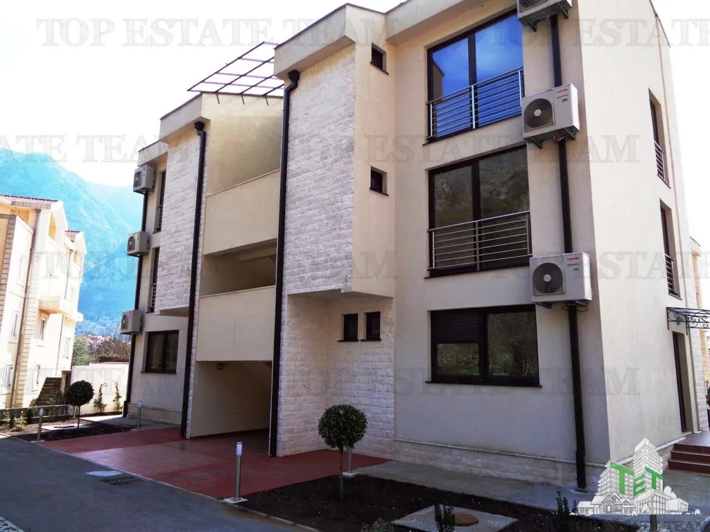 Vila de vanzare in Kotor Muntenegru - foto 12