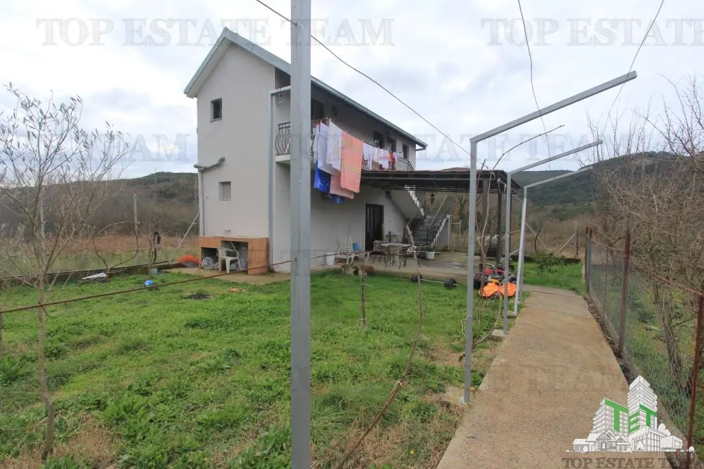 Villa for Sale in Kotor, Montenegro - foto 2