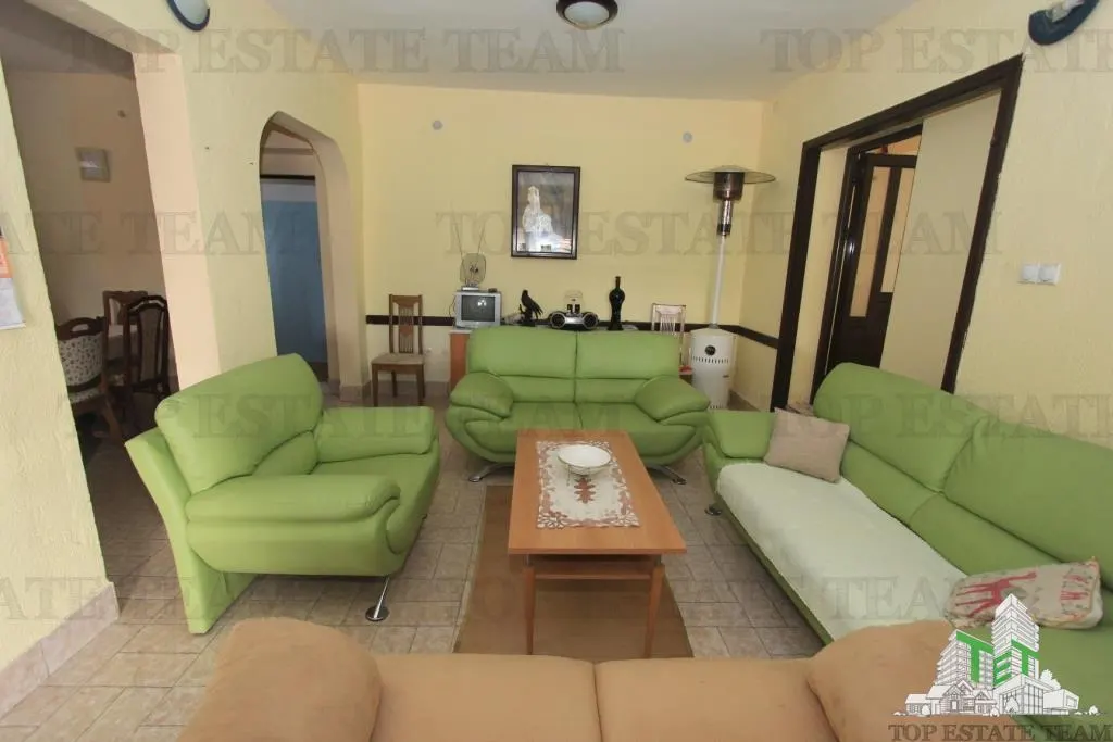 Villa for Sale in Kotor, Montenegro - foto 3