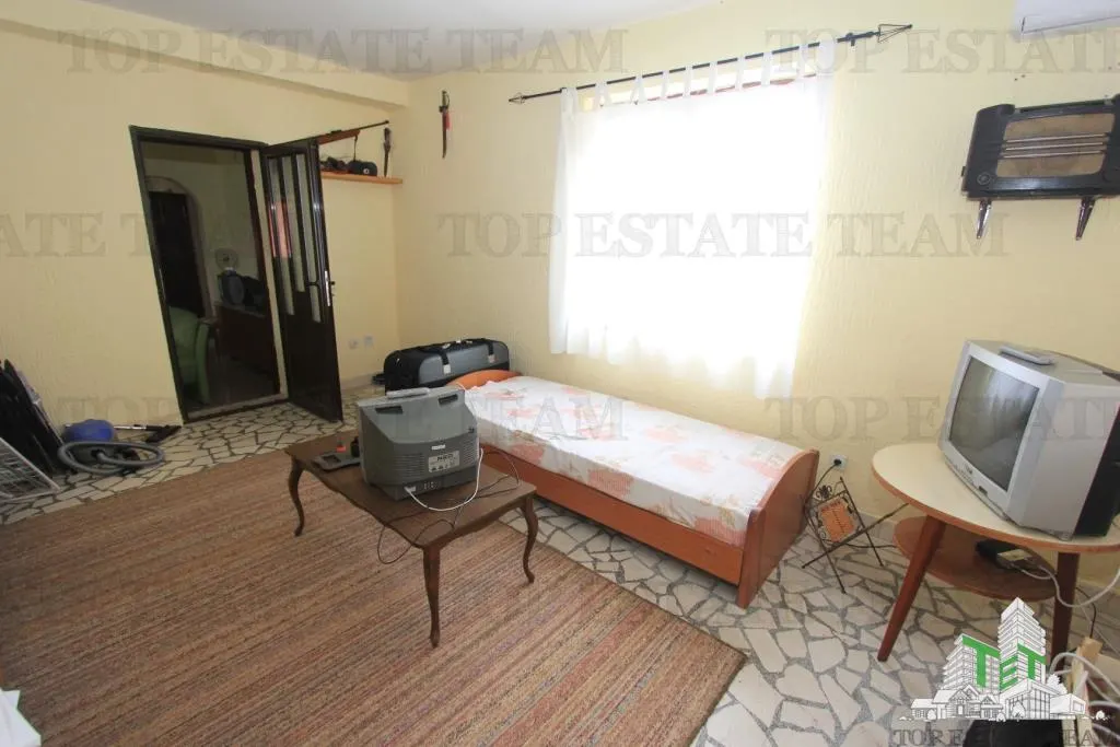 Villa for Sale in Kotor, Montenegro - foto 6