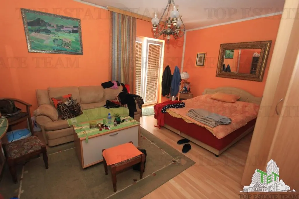 Villa for Sale in Kotor, Montenegro - foto 8