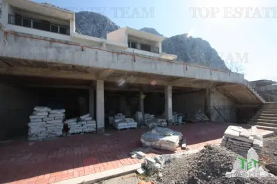Villa for Sale in Budva, Montenegro - foto 7