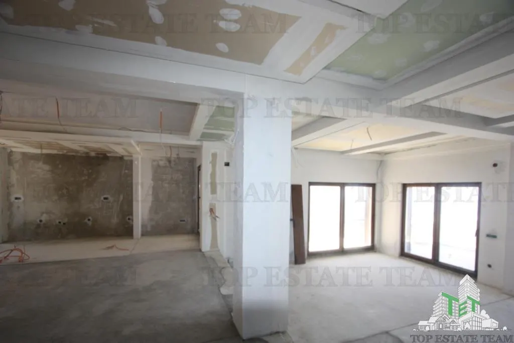 Villa for Sale in Budva, Montenegro - foto 8