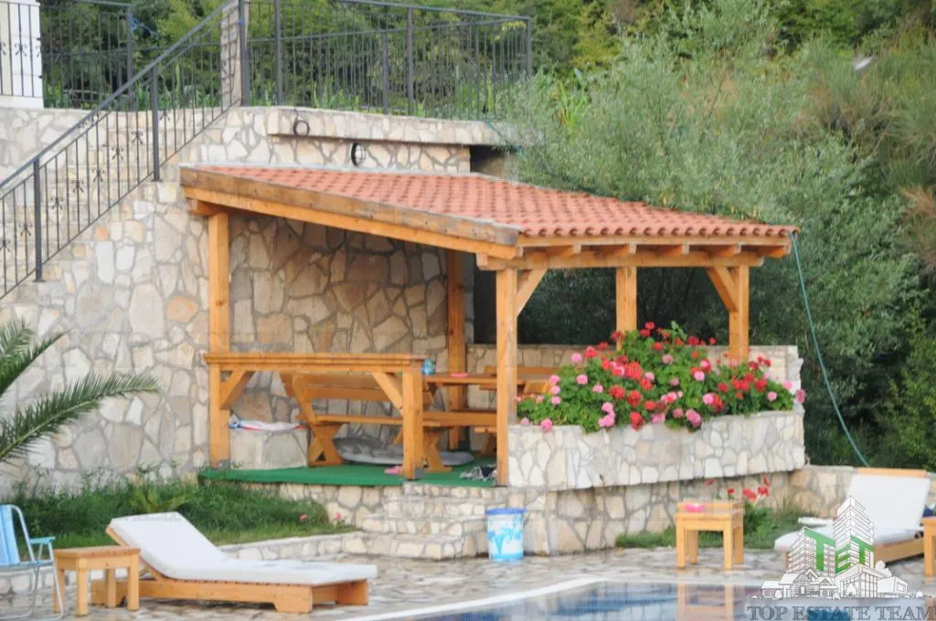 Villa for Sale in Budva, Montenegro - foto 5