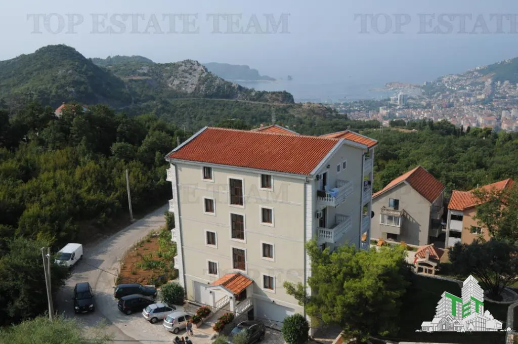 Villa for Sale in Budva, Montenegro - foto 9