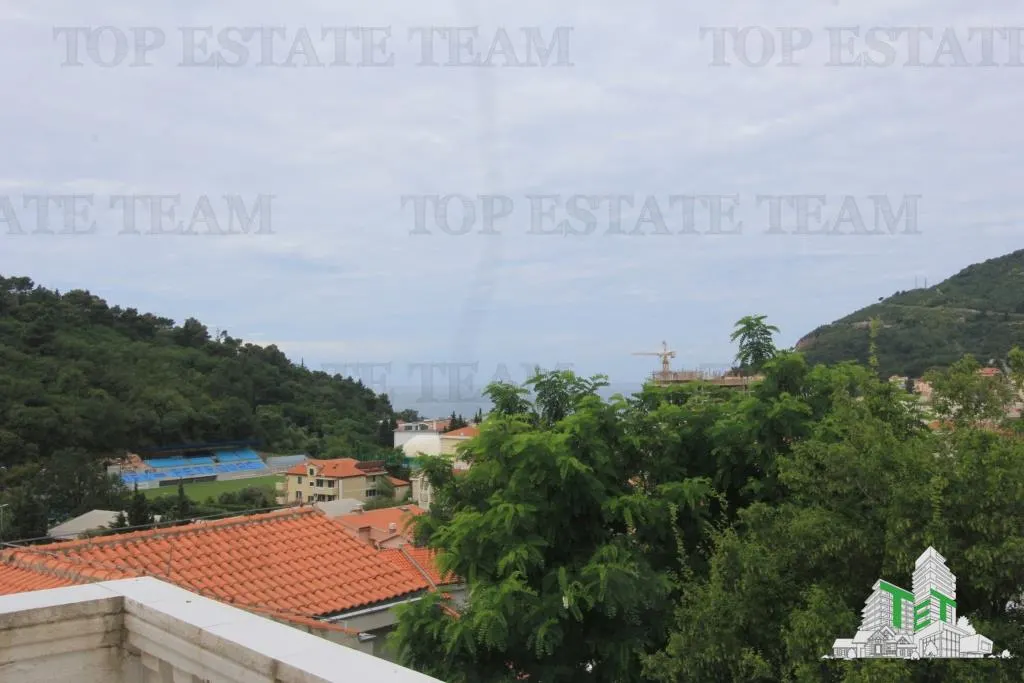 Apartment for Sale in Budva, Montenegro - foto 10