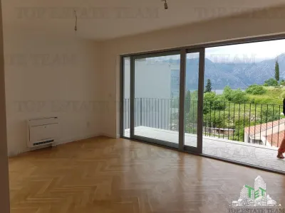Apartament de vanzare in Kotor Muntenegru - foto 5