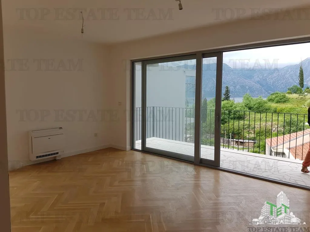 Apartament de vanzare in Kotor Muntenegru - foto 5