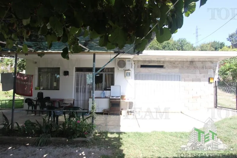 Villa for Sale in Bar, Montenegro - foto 1