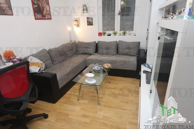 Villa for Sale in Tivat, Montenegro - foto 11