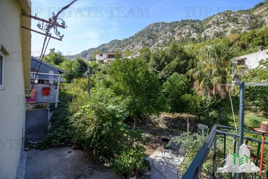 Casa de vanzare in Kotor Muntenegru - foto 16