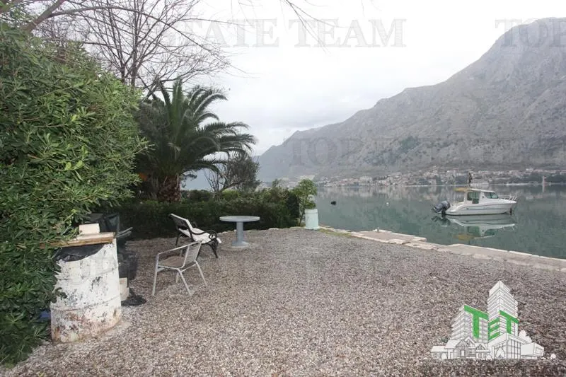Casa de vanzare in Kotor Muntenegru - foto 17