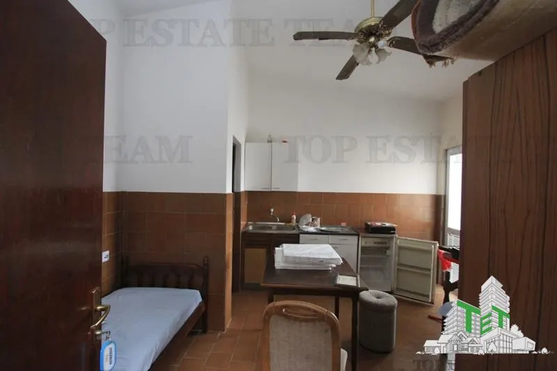 Villa for Sale in Bar, Montenegro - foto 11