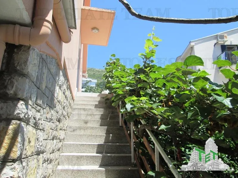 Villa for Sale in Budva, Montenegro - foto 5