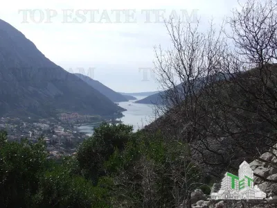 Building Land for Sale in Kotor, Montenegro - foto 4