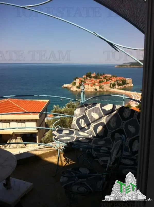 Apartment for Sale in Budva, Montenegro - foto 8