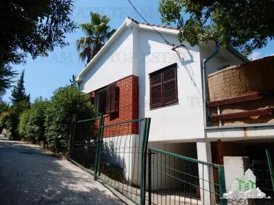 Casa de vanzare in Tivat Muntenegru - foto 1