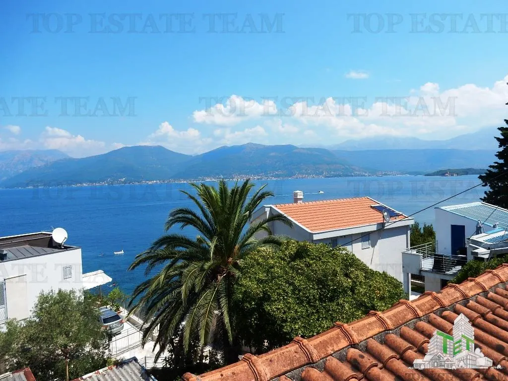 Casa de vanzare in Tivat Muntenegru - foto 17