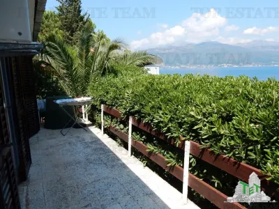 Casa de vanzare in Tivat Muntenegru - foto 8