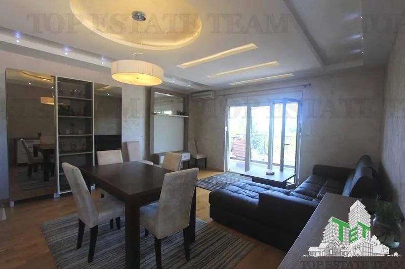 Villa for Sale in Kotor, Montenegro - foto 1