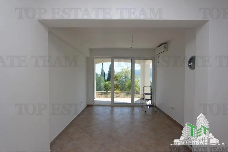 Casa de vanzare in Herceg-Novi Muntenegru - foto 11
