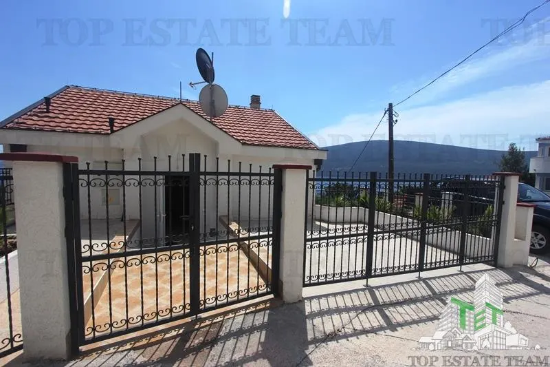 Casa de vanzare in Herceg-Novi Muntenegru - foto 15