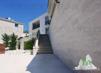 Villa for Sale in Budva, Montenegro - foto 5