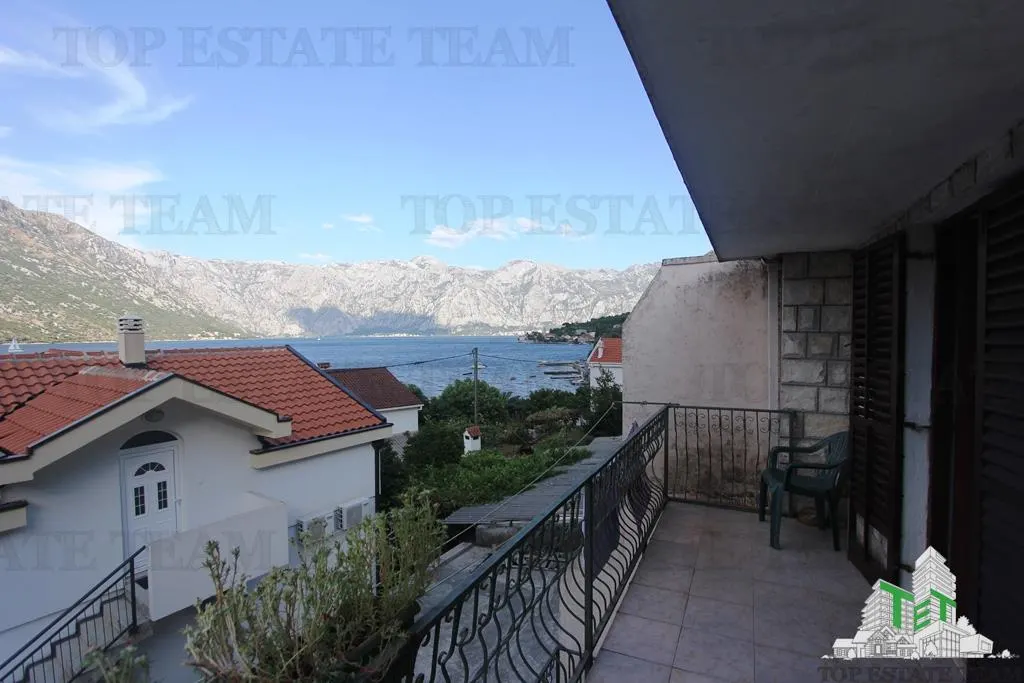 Casa de vanzare in Kotor Muntenegru - foto 1