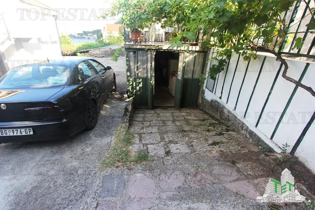Casa de vanzare in Kotor Muntenegru - foto 5