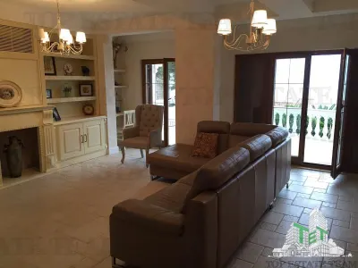 Villa for Sale in Bar, Montenegro - foto 5