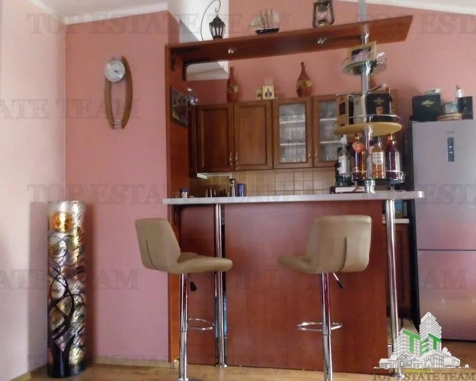 Apartment for Sale in Herceg-Novi, Montenegro - foto 3