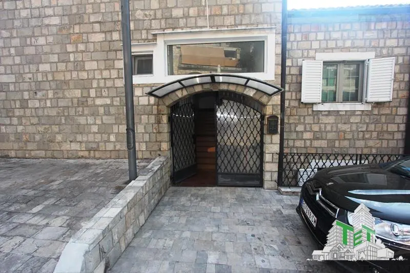 Apartment for Sale in Budva, Montenegro - foto 1